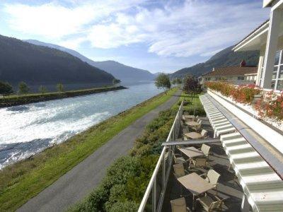 Loenfjord Ξενοδοχείο Εξωτερικό φωτογραφία